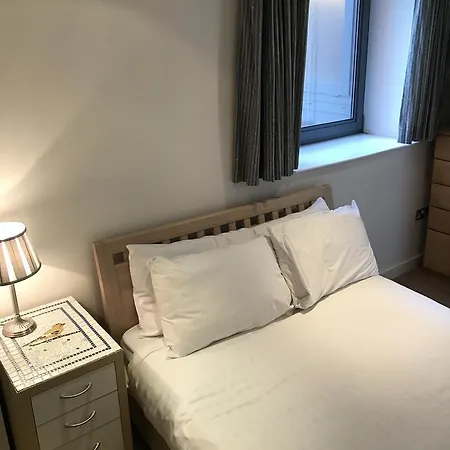Halo Serviced West One Apartment Sheffield